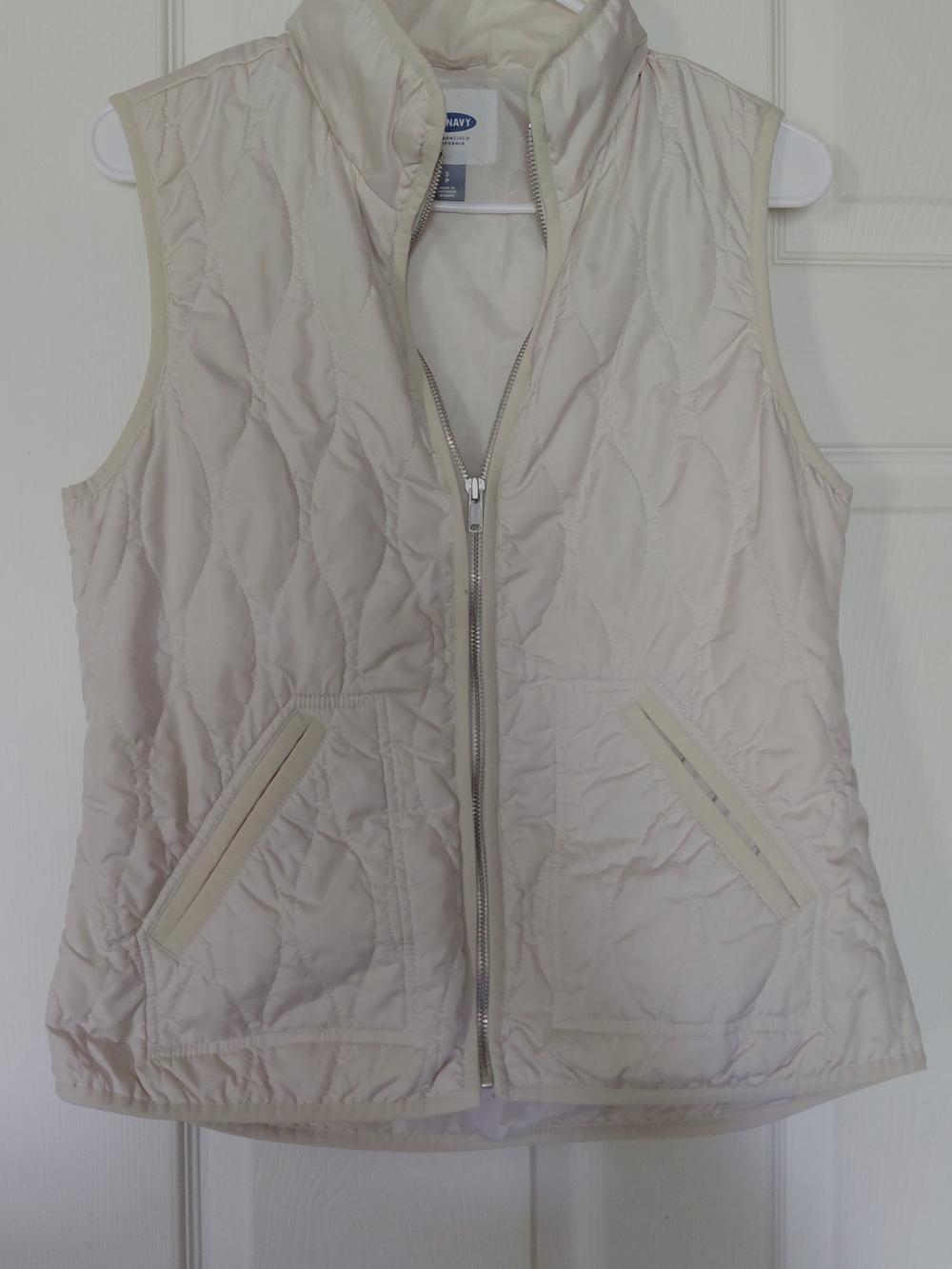 Old Navy Women's Quilted Sleeveless Puffer Vest -S